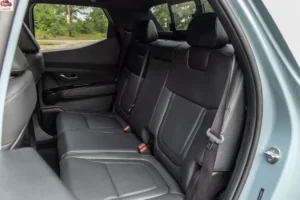 مقاعد هيونداي سانتا كروز 2024 الخلفية