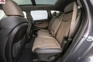 مقاعد هيونداي سنتافي 2024 الخلفية