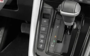 ناقل حركة تويوتا إنوفا 2024