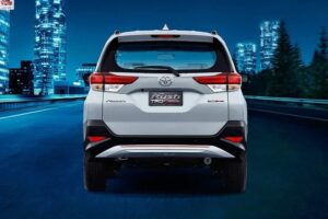 خلفية تويوتا راش 2024
