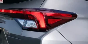 مصابيح تويوتا فيلوز 2024 الخلفية