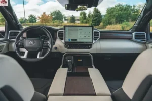 مقصورة تويوتا سيكويا 2024