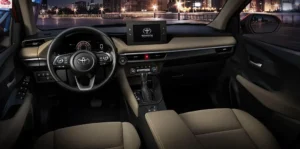 مقصورة تويوتا يارس 2024