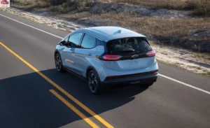 خلفية شيفروليه بولت 2024