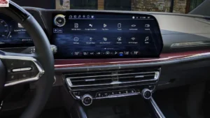 شاشة شيفروليه ترافيرس 2024