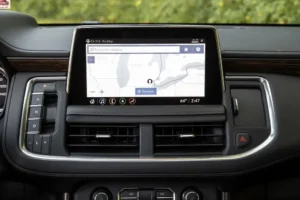 شاشة شيفروليه سوبربان 2024