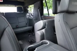 مقاعد شيفروليه تاهو 2024