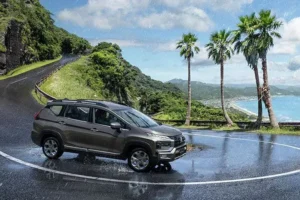 جانب ميتسوبيشي إكسباندر كروس 2024