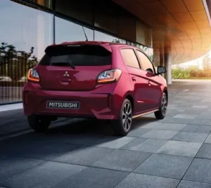 خلفية ميتسوبيشي سبيس ستار 2024