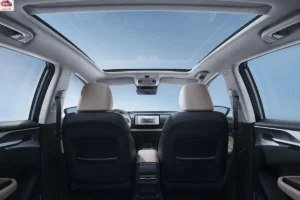 سقف جيلي جيومتري سي 2024