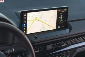 شاشة هوندا أكورد 2024