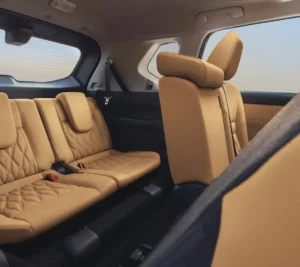 مقاعد نيسان اكس تريل 2024 الخلفية