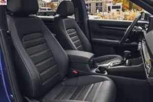 مقاعد هوندا CR-V 2024 الأمامية