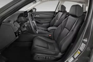 مقاعد هوندا أكورد هايبرد 2024 الأمامية