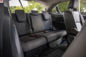 مقاعد هوندا أوديسي 2024 الصف الثالث