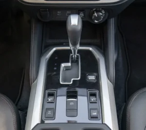 ناقل حركة نيسان إكستيرا 2024