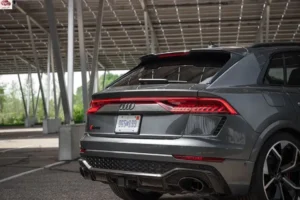 خلفية أودي RS Q8 2024