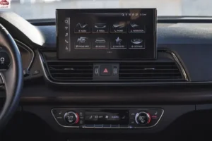 شاشة أودي Q5 2024