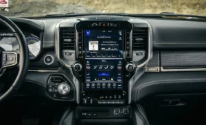 شاشة رام 1500 2024