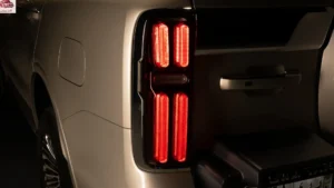 مصابيح تانك 500 2024 الخلفية