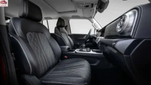 مقاعد تانك 300 2024 الأمامية