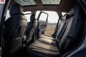 مقاعد جينيسيس GV80 2024 الخلفية
