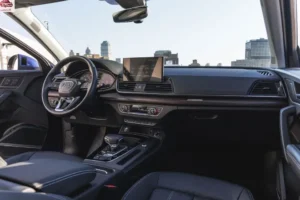 مقصورة أودي Q5 2024