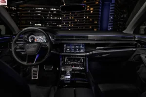 مقصورة أودي S8 2024