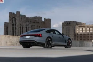 خلفية أودي E ترون جي تي 2024