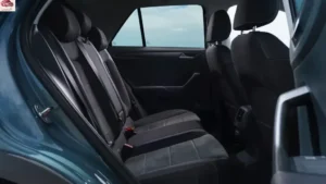 مقاعد فولكس فاجن T روك 2024 الخلفية