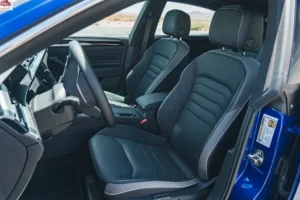 مقاعد فولكس فاجن أرتيون 2024 الأمامية