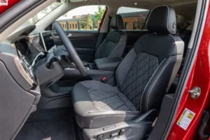 مقاعد فولكس فاجن تيرامونت 2024 الصف الأول