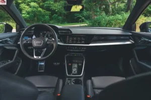 مقصورة أودي RS3 2024