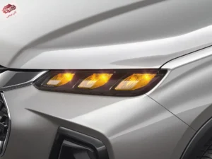 مصابيح سوزوكي جراند فيتارا 2024 الأمامية