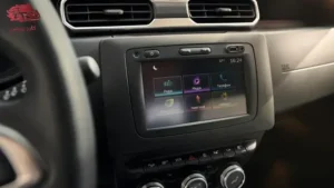 شاشة رينو داستر 2024