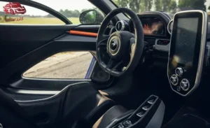 عجلة قيادة ماكلارين سينا 2024