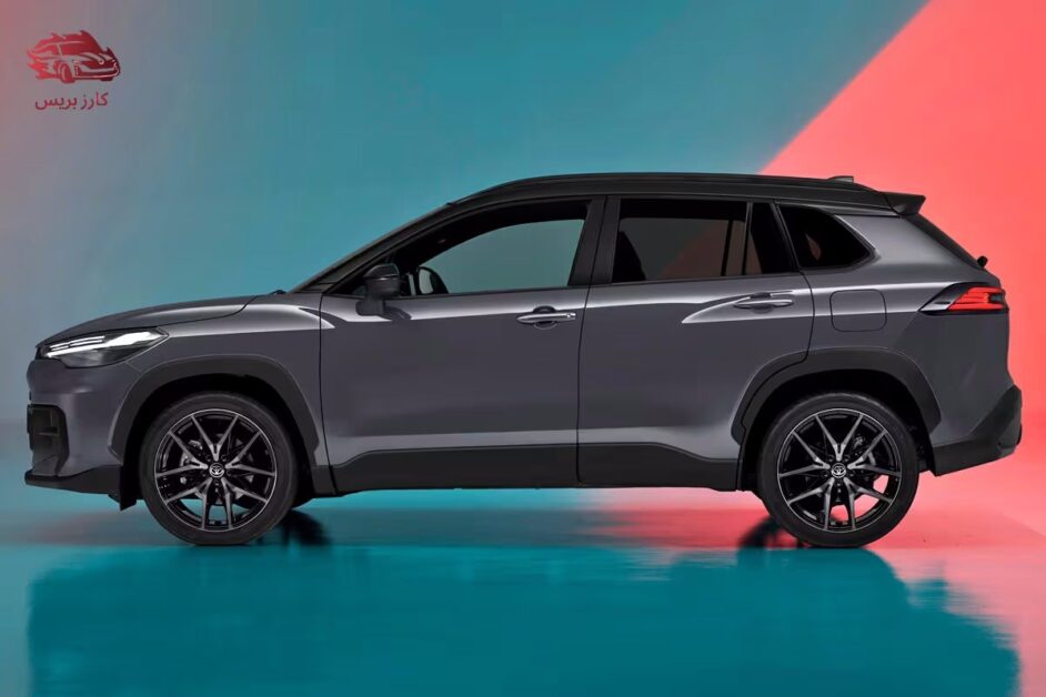 تويوتا كورولا كروس 2026 – SUV مدمجة تجمع الأداء والأناقة 5 جانب تويوتا كورولا كروس 2026
