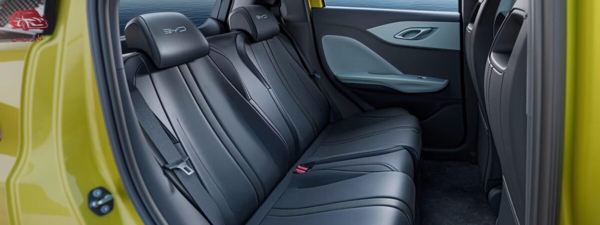 BYD سيجال 2026 – أرخص سيارة كهربائية بتصميم عصري ومدى يصل 405 كم 11 مقاعد byd سيجال 2026 الخلفية