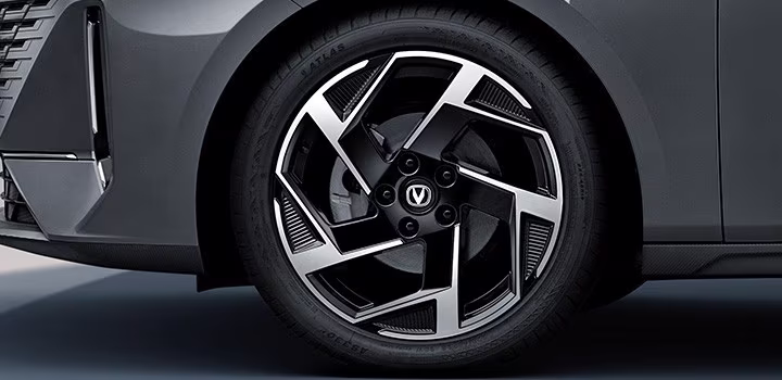 شانجان ايدو بلس 2026: السيدان الرياضية التي هزمت المنافسين! سعر، مواصفات وأداء أقوى سيارة في فئتها 4 عجلة شانجان ايدو بلس 2026