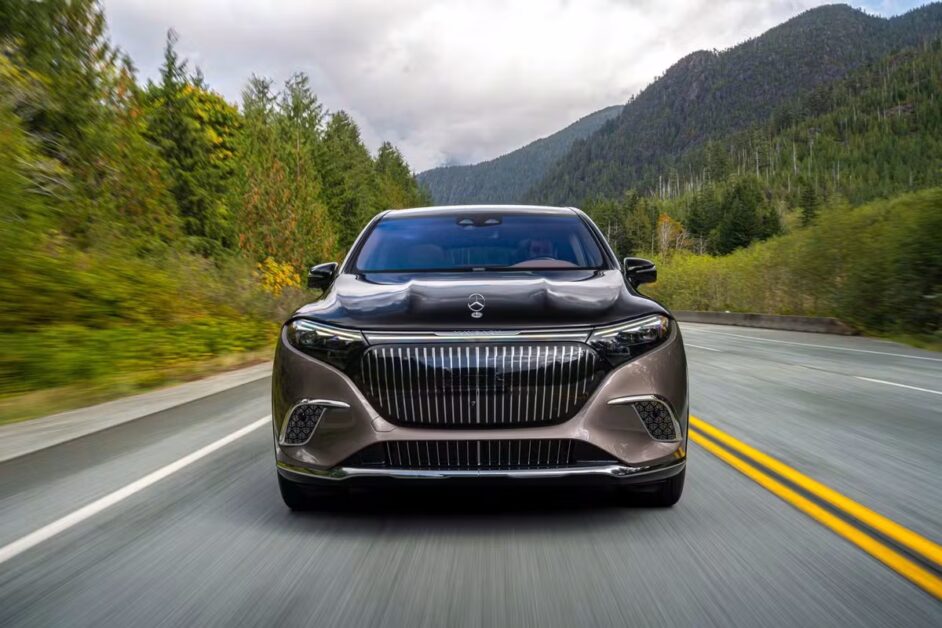 مرسيدس بنز EQS SUV 2026: السعر، الأبعاد، المميزات والعيوب 3 مقدمة مرسيدس بنز eqs suv 2026