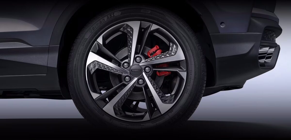 جيلي كولراي 2026: 174 حصان وتجهيزات بسعر تنافسي هل أصبحت تهديد حقيقي لهيونداي كريتا؟ 4 عجلة جيلي كولراي 2026