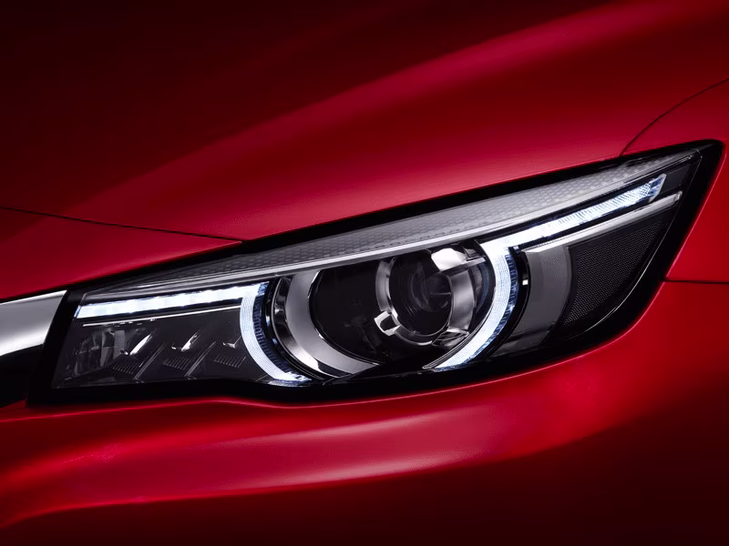 إم جي 6 2026: ملكة الأداء والتسارع؟ اكتشف المزايا والعيوب والأسعار بالتفصيل 4 مصابيح إم جي 6 2026 الأمامية