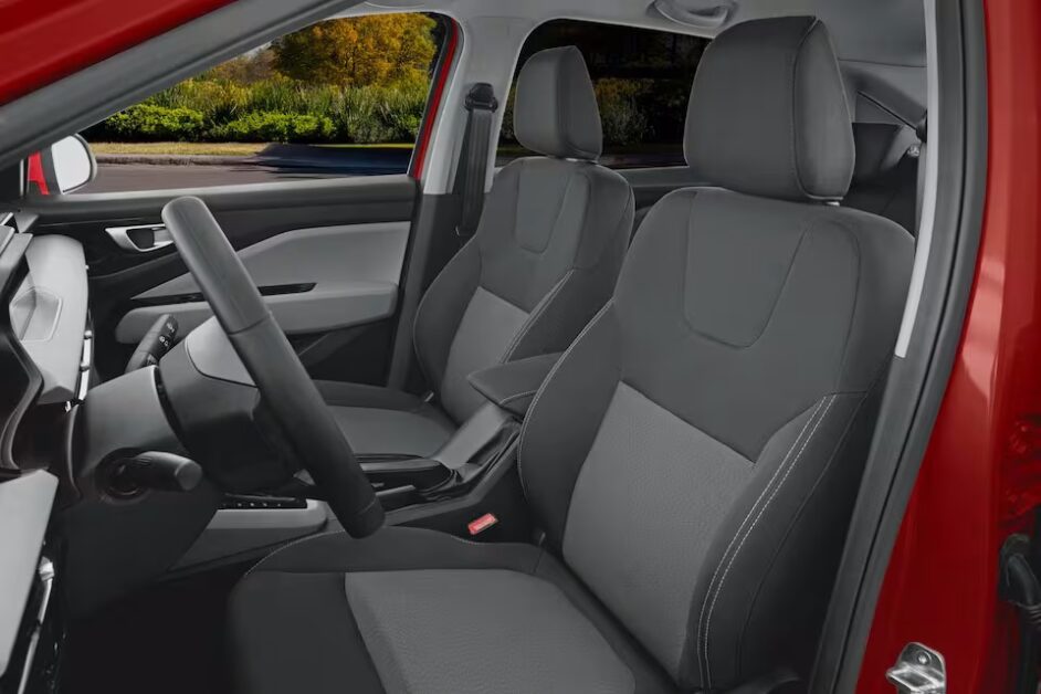 وداعا للتردد! شيفروليه أوبترا 2026: سر الأداء الخفي والقيمة التي لم تخبرك بها المنافسون 8 مقاعد شيفروليه أوبترا 2026 الأمامية