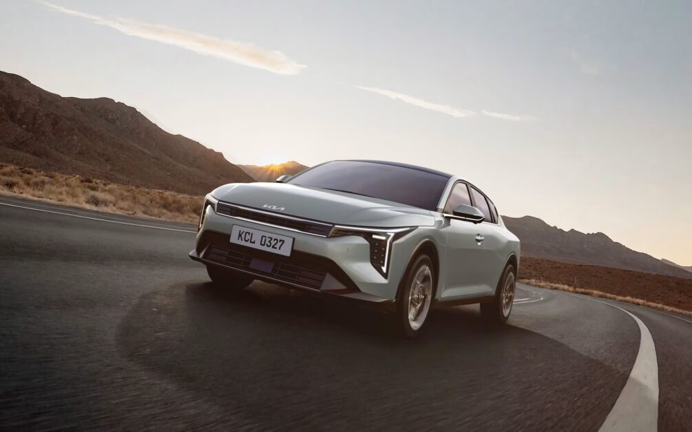 أسعار ومواصفات كيا K4 2026 في الإمارات: قائمة الأسعار الرسمية وأهم المميزات 1 أسعار ومواصفات كيا K4 2026 في الإمارات