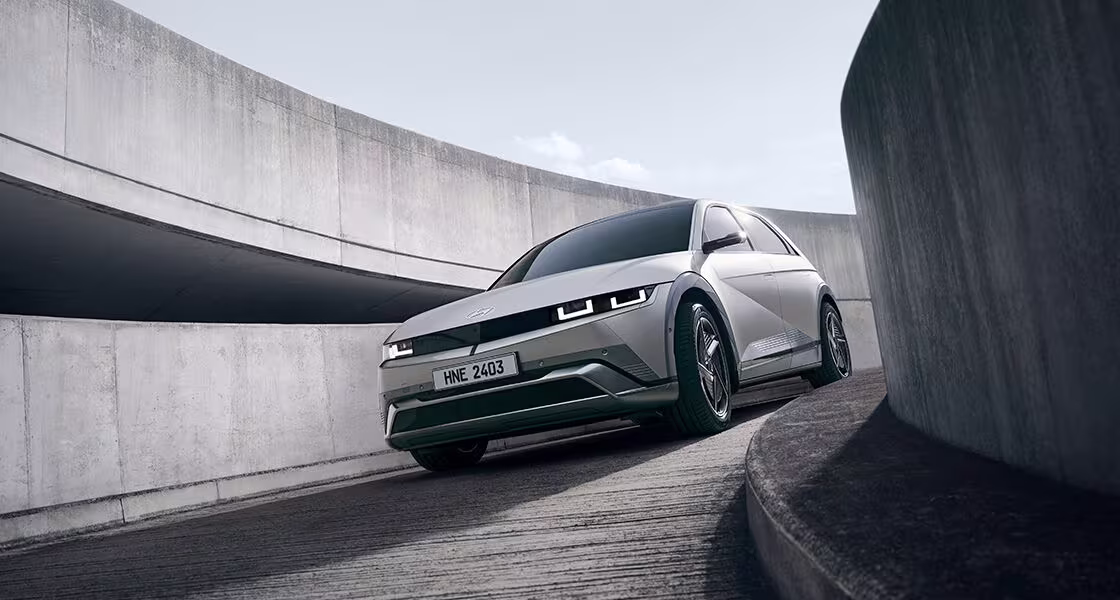 سعر ومواصفات هيونداي أيونيك 5 2026 في مصر