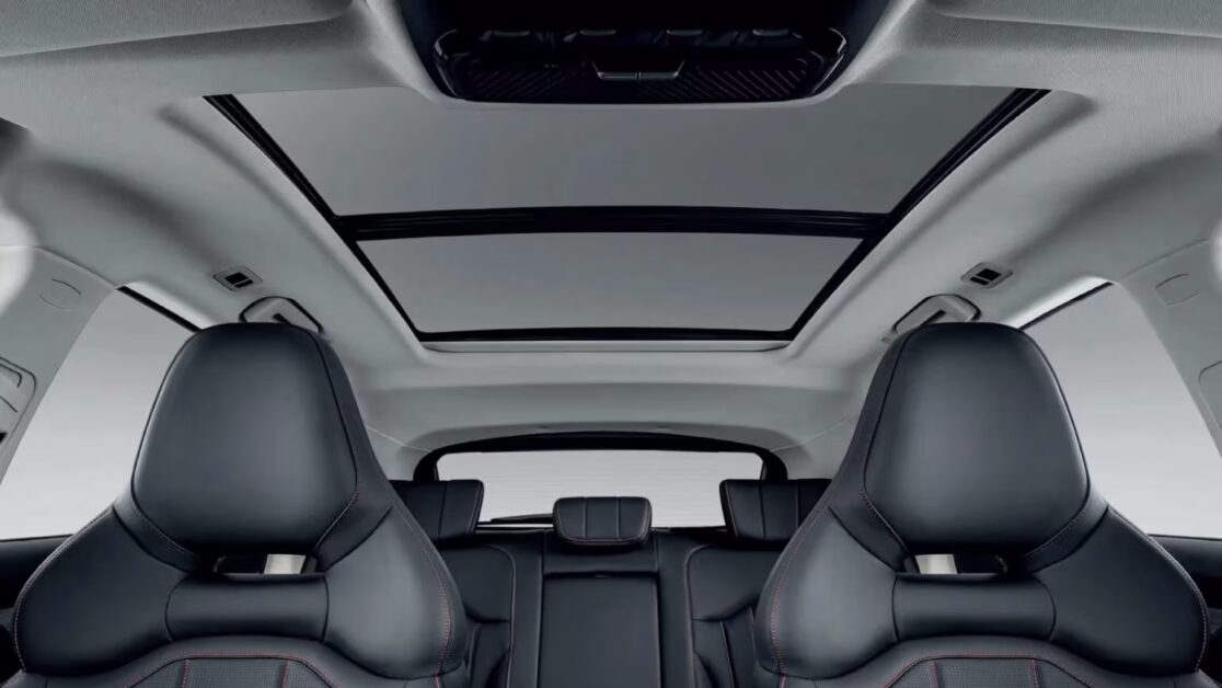 جيتور داشينج 2026: هل هي سيارة فضاء أم SUV؟ اكتشف السعر والمواصفات التي صدمت المنافسين! 8 سقف جيتور داشينج 2026