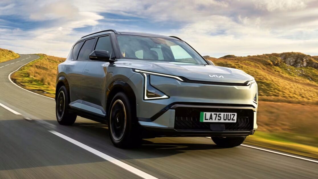كيا EV5 2026 في الإمارات