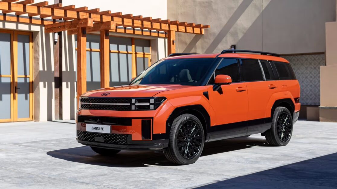 مواصفات وأسعار هيونداي سنتافي 2026 في الإمارات